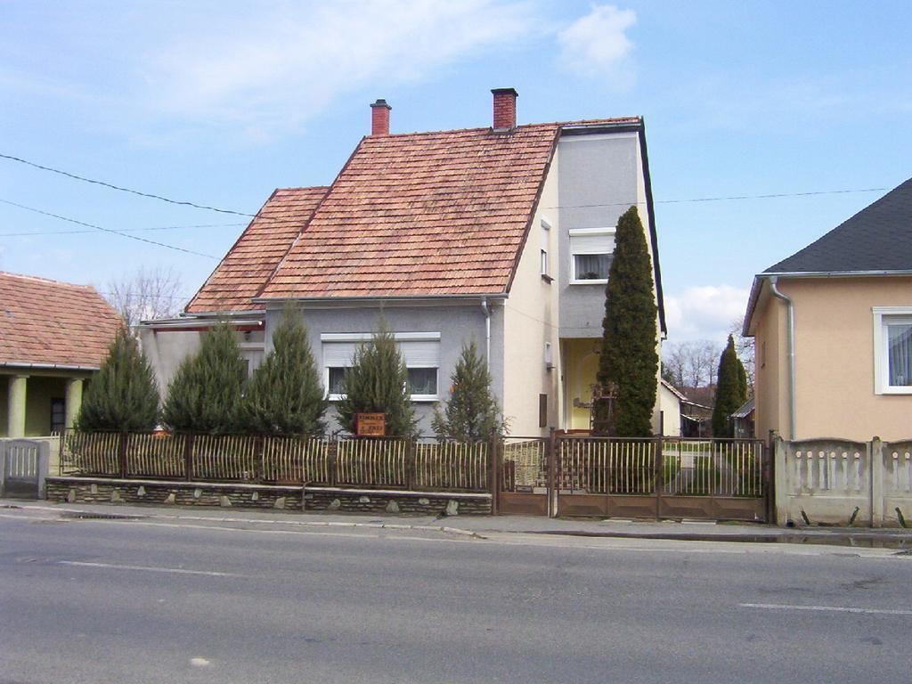 Marika Haus Hotel Bük Exterior foto